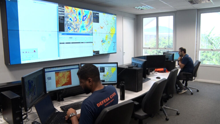 DEFESA CIVIL IMPLANTA SISTEMA COMANDO OPERACOES