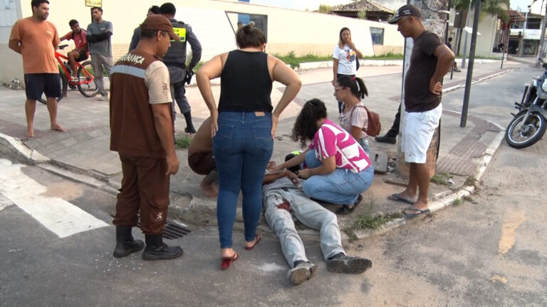 MOTOCICLISTA FICA FERIDO EM COLISÃO