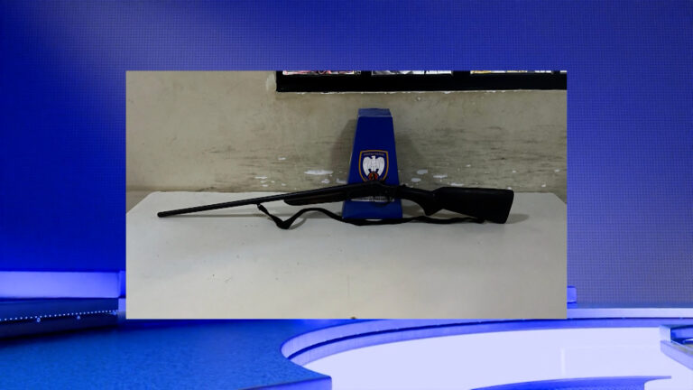 CASO DE POLICIA DROGAS E ARMA 02 04