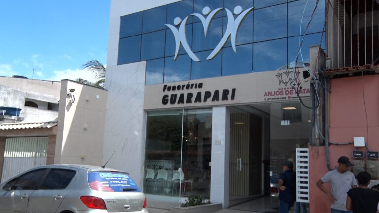 FILHA PRECISA DE AJUDA PARA SEPULTAR MAE