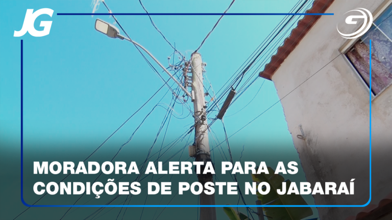 A MORADORA TEME QUE O POSTE POSSA CAIR