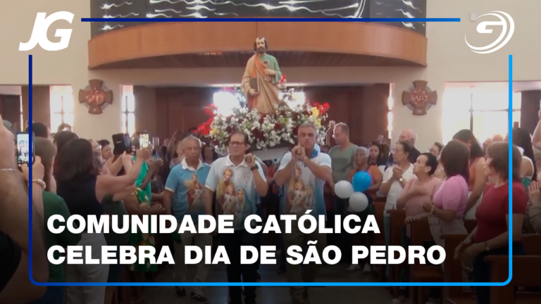 CARREATA, PROCISSÃO MARÍTIMA E MISSA MARCARAM A TRADIÇÃO DO DIA DE SÃO PEDRO