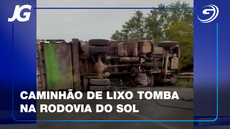 MOTORISTA DO CAMINHÃO COLETOR PRECISOU SER SOCORRIDO