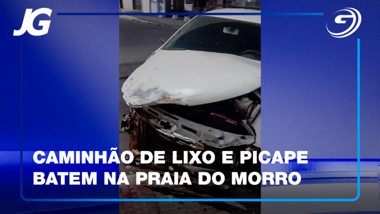 DEPOIS DA COLISÃO, UMA MOTO TAMBÉM ACABOU BATENDO NO CAMINHÃO COLETOR