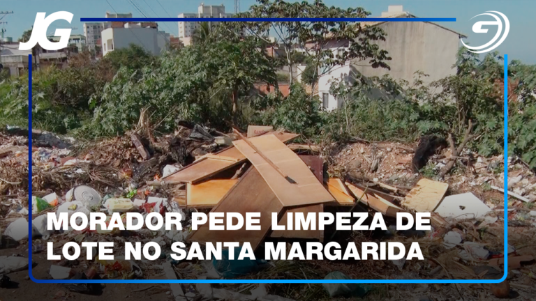 TERRENO NA RUA ERNESTO GEISEL ACUMULA LIXO E ENTULHO