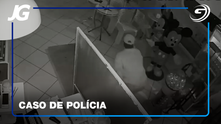 CRIMINOSO INVADE SORVETERIA NO CENTRO, NA MADRUGADA DESTA SEXTA-FEIRA (22)