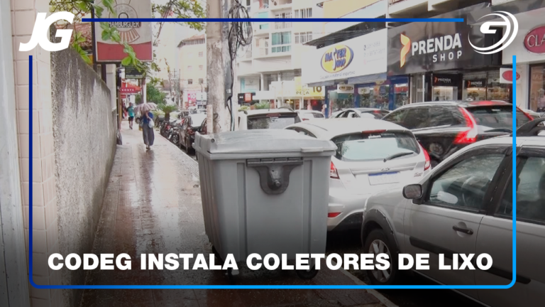 FORAM INSTALADOS 300 COLETORES PELA CIDADE NO PROJETO RUAS LIMPAS