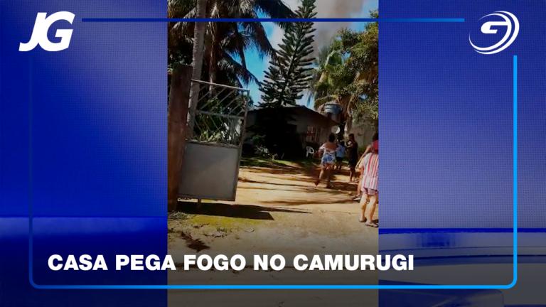 O IMÓVEL ESTAVA VAZIO NO MOMENTO DO INCÊNDIO, MAS OS MORADORES PERDERAM TUDO