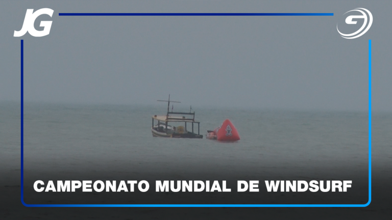 TERCEIRO DIA DO MUNDIAL E SEM VENTO, OS ATLETAS NÃO ENTRARAM NA ÁGUA