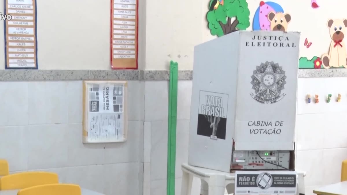 Urna eletrônica em uma seção eleitoral, em imagem de arquivo