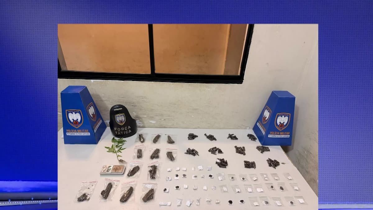 Pinos de cocaína, maconha, haxixe e balança de precisão apreendidos em Barro Branco