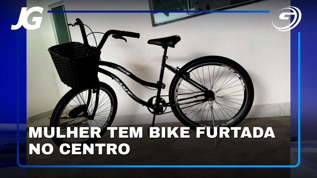 MULHER TEM BIKE FURTADA NO CENTRO